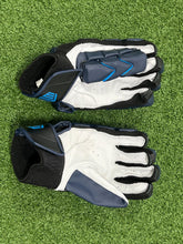 Load image into Gallery viewer, Cricket Gloves
