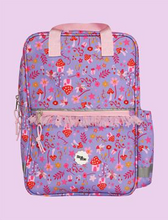 Load image into Gallery viewer, Roamie Backpack
